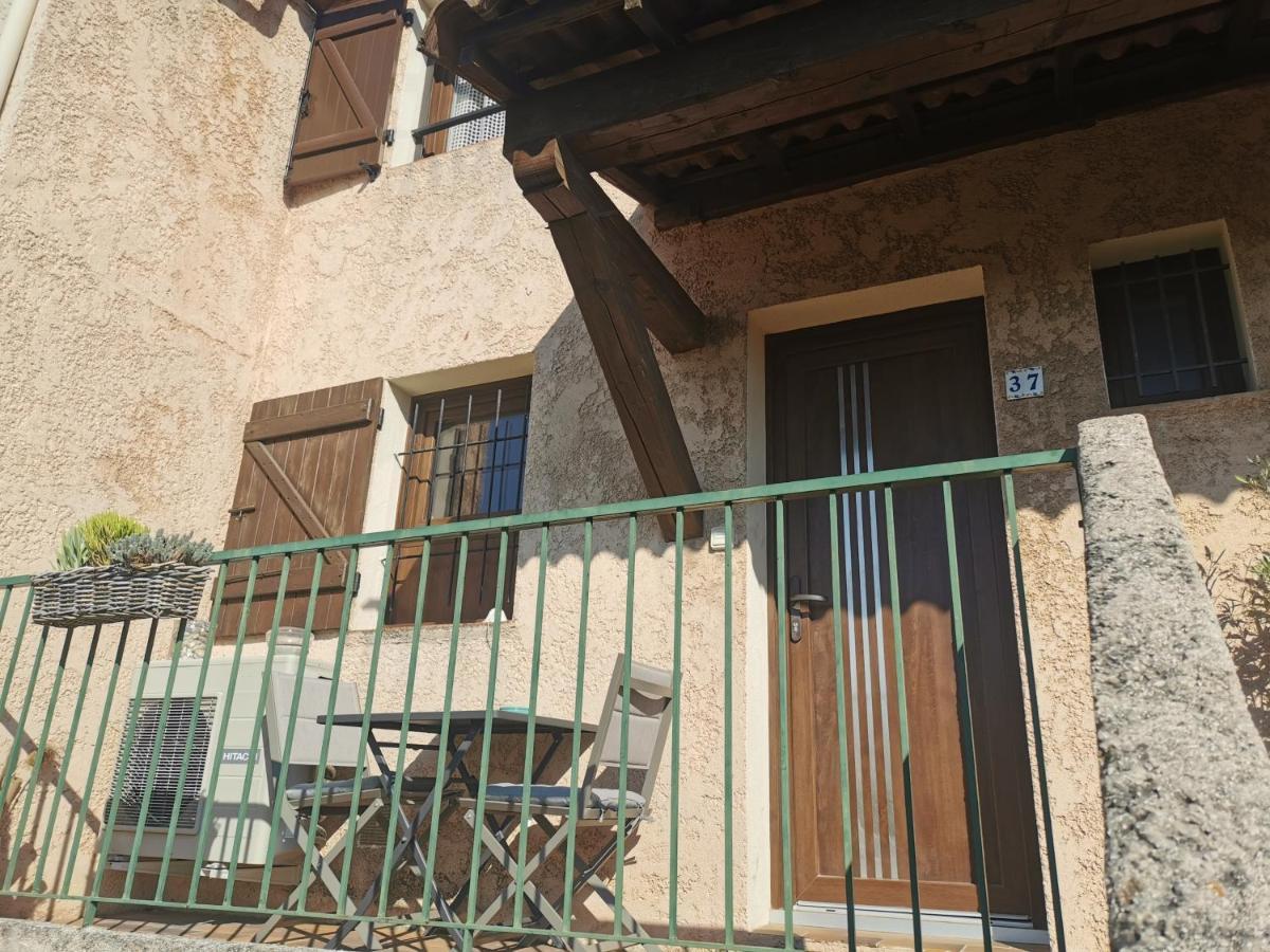 Duplex Cocooning Apartment Carqueiranne Exterior photo